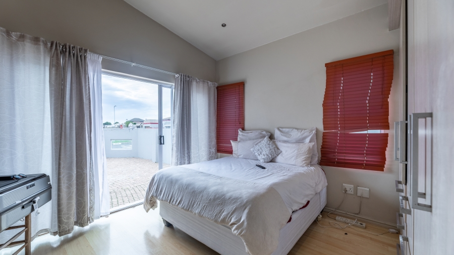 4 Bedroom Property for Sale in Parklands Western Cape